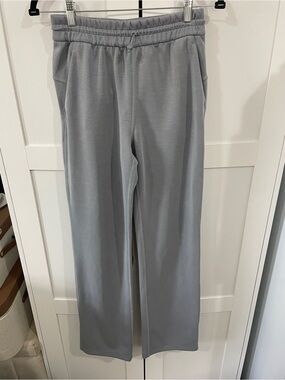 Lululemon Women’s Lounge Pants Travel Soft Sz 4 Excellent Condition